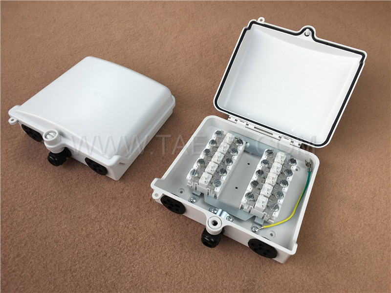 Outdoor-Verteilerbox für 10 Paare für STB-Modul, 200x185x70 mm, Schraub-Schnappverschluss, Kunststoffgehäuse, mit STB-Modul mit Überspannungsschutz