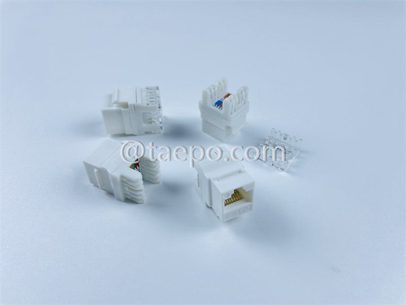 Keystone Jack, CAT6, UTP, 8P8C, 180 Grad, AP-Stil