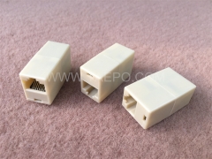 180-Grad-RJ45-auf-RJ45-UTP 8P8C CAT5E-Inline-Koppler