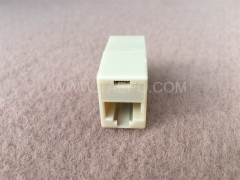 180-Grad-RJ45-auf-RJ45-UTP 8P8C CAT5E-Inline-Koppler