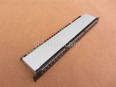 1U 24-Port CAT5E RJ45 Server-Rack geschirmtes STP-Netzwerk-Patchpanel