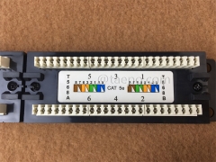 10 Zoll 1U CAT5E RJ45 UTP 12-Port-Netzwerk-Patchpanel