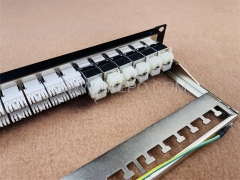 19 Zoll 1HE 24 Port CAT5E RJ45 STP geschirmtes Patchpanel mit Kabelmanager