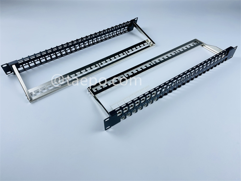48-Port Patchpanel, blank, für UTP Keystone Jack, 19