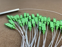 Lichtwellenleiter-Splitter, PLC, Stahlrohr, G657A, 1x32, 0,9 mm Loose Tube, 1 m, mit SC/APC-Stecker