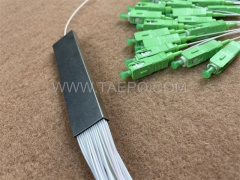 Lichtwellenleiter-Splitter, PLC, Stahlrohr, G657A, 1x32, 0,9 mm Loose Tube, 1 m, mit SC/APC-Stecker