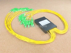 Glasfaser-Splitter, PLC, Kunststoffgehäuse, G657A, 1x32, 2 mm Loose Tube, 1 m, mit SC/APC-Stecker