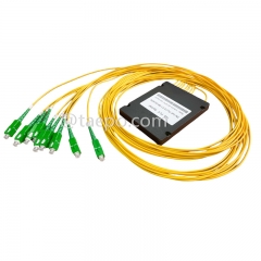 Glasfaser-Splitter, PLC, Kunststoffgehäuse, G657A, 1x8, 2 mm Loose Tube, 1 m, mit SC/APC-Stecker