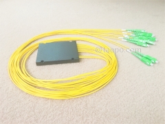 Glasfaser-Splitter, PLC, Kunststoffgehäuse, G657A, 2x8, 2 mm Loose Tube, 1 m, mit SC/APC-Stecker