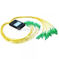 Glasfaser-Splitter, PLC, Kunststoffgehäuse, G657A, 1x32, 2 mm Loose Tube, 1 m, mit SC/APC-Stecker